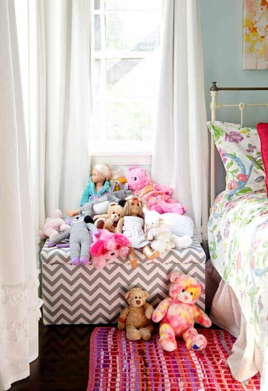 Storage trunk, Land of Nod